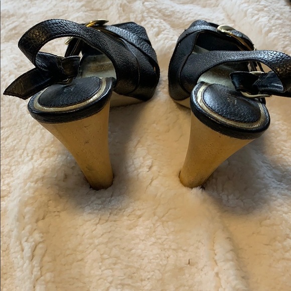 Shoes - Picture 2 of 3